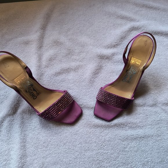 Salvatore Ferragamo pink Satin & Swarovski Crystal Ombre slingback heels - Picture 2 of 8